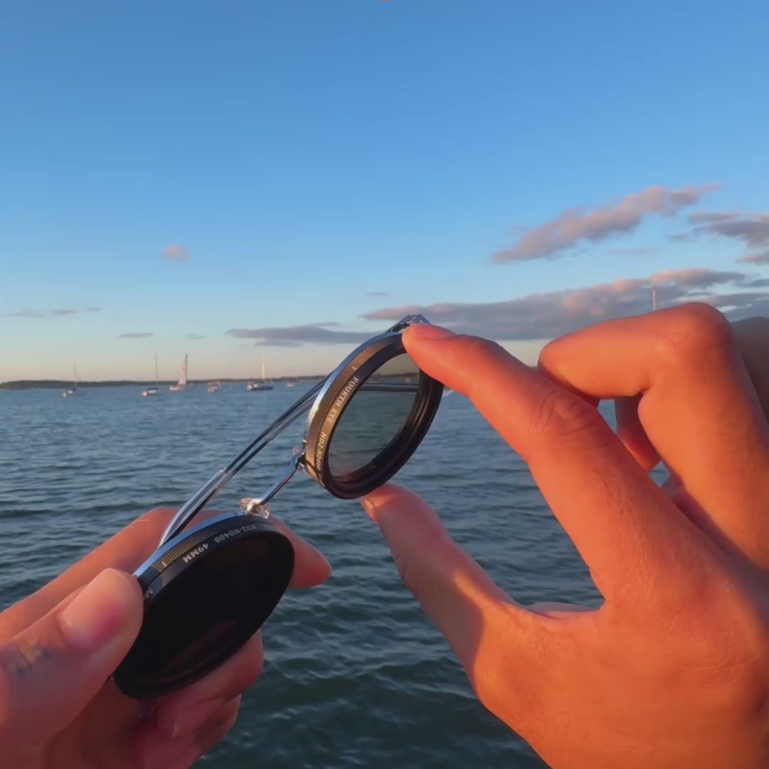 Carica il video: 